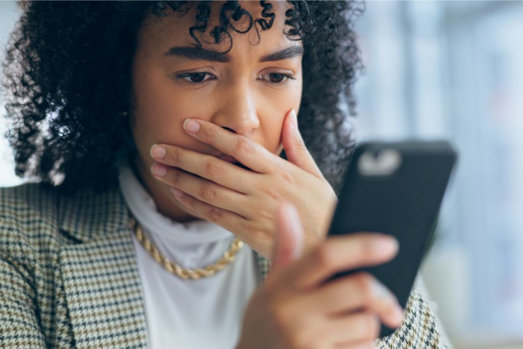 identifying job scams